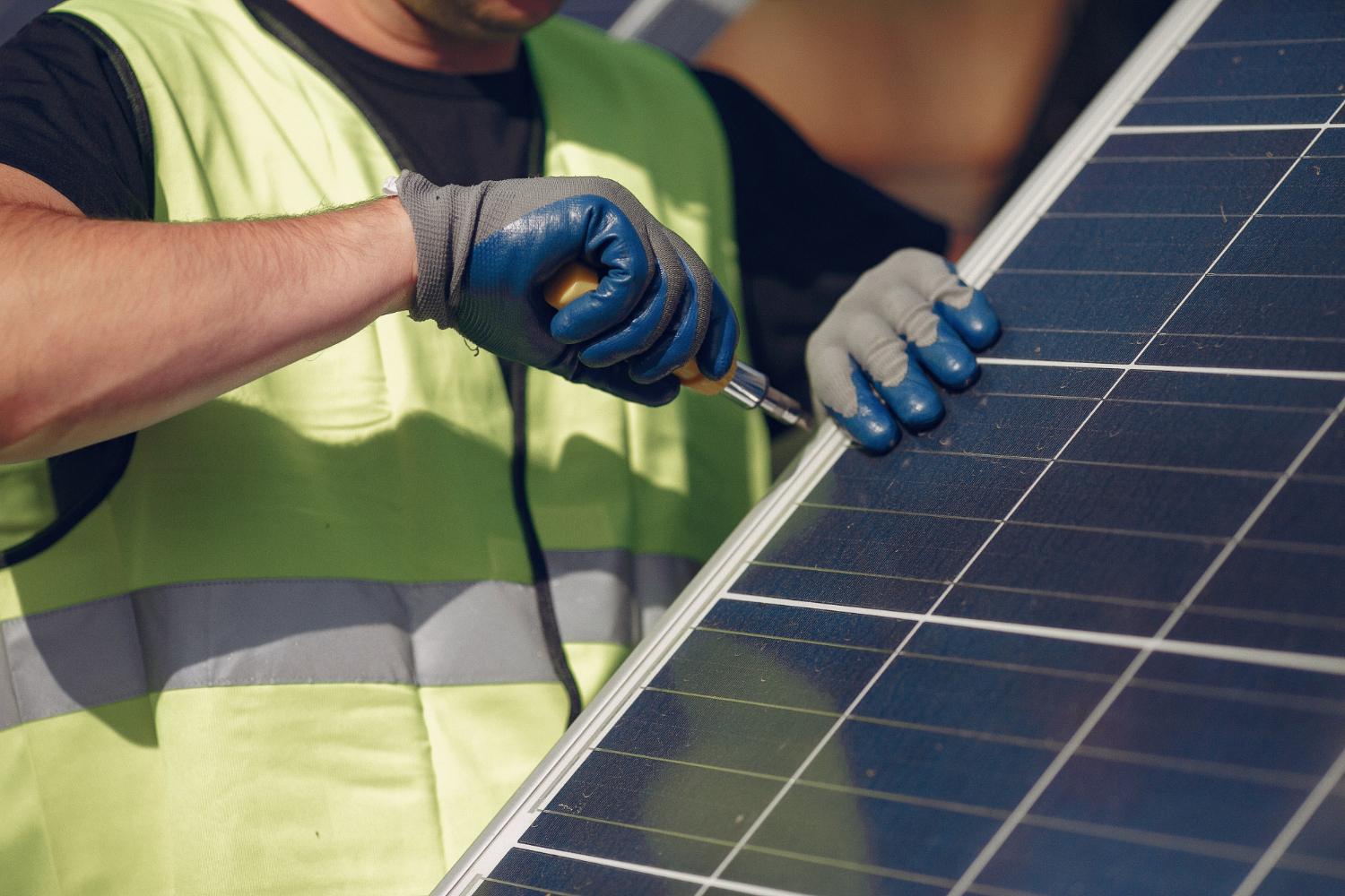 solar panel installation services